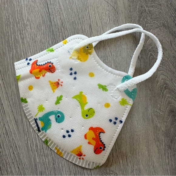 Dinosaur Print Disposable Toddler Face Masks (30pcs) - Picture 2 of 2